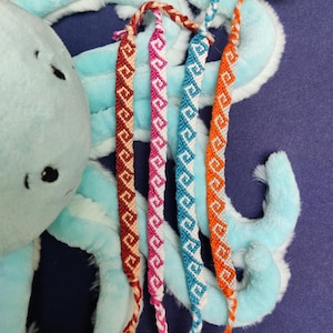 Wellen Freundschaftsarmband/geknüpftes Armband mit Meermuster im Makramee/Boho style