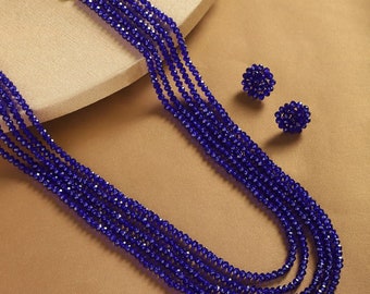 Collier de perles bleues