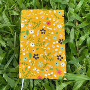 Mustard Bee Floral - Adjustable book cover - Fabric book cover - Adjustable book jacket - Fabric book sleeve