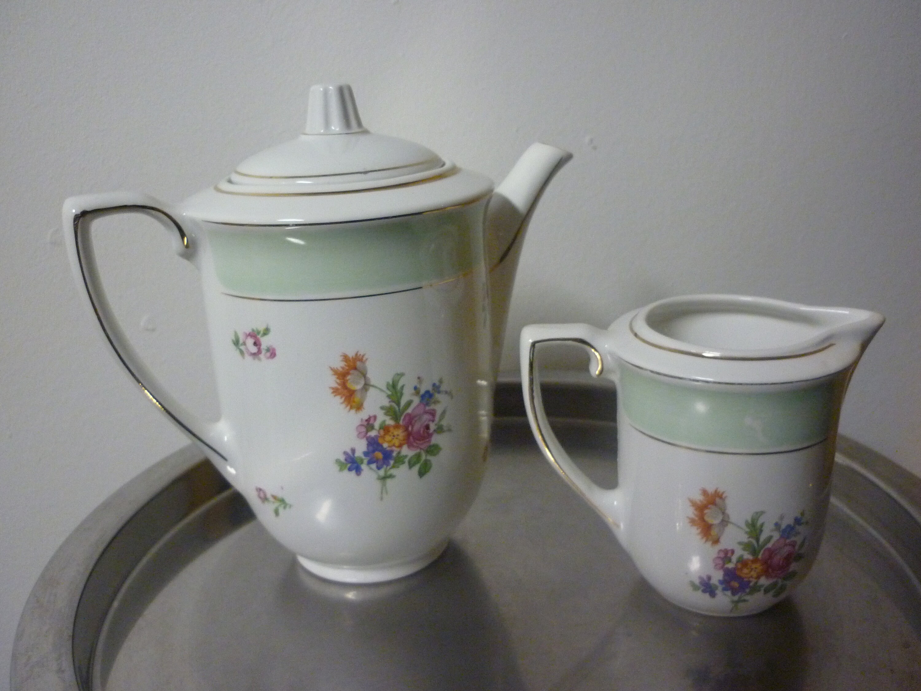 Ensemble Théière et Pot à Lait en Faïence Fine L'amandinoise