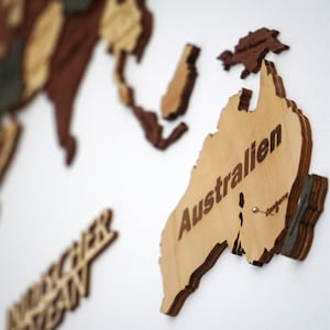 3D-Holz Weltkarte 150 x 90 cm mehrfarbig auf Deutsch | Wandbehang | Wanddeko | Geschenkidee | Weihnachtsgeschenk