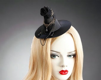 Chapeau fascinateur de sorcière gothique d’Halloween, mini chapeau haut de forme à pince à cheveux, mini chapeau haut de forme avec chaîne, chapeau de costume, couvre-chef gothique de fête de mariage