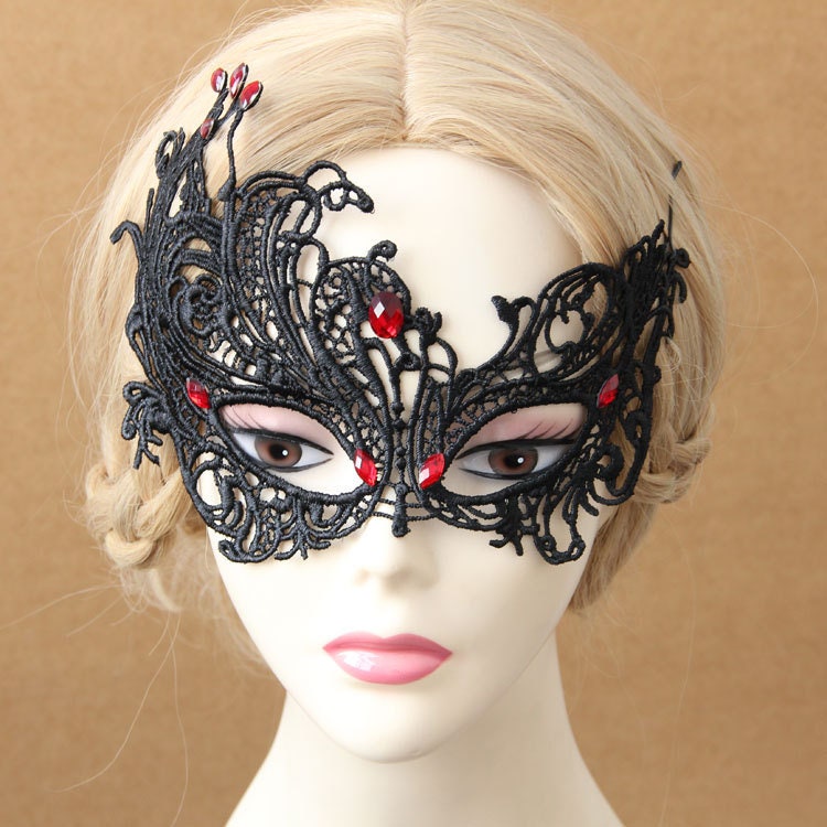 Rayna Alencon Lace Blindfold Venetian Eye Mask in Ivory or Black -  ShopperBoard