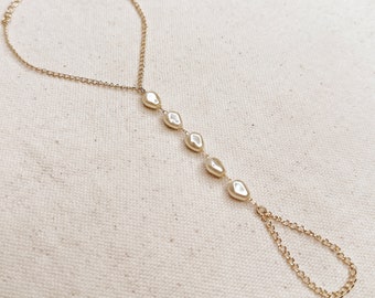 Baroque Pearl Hand Chain