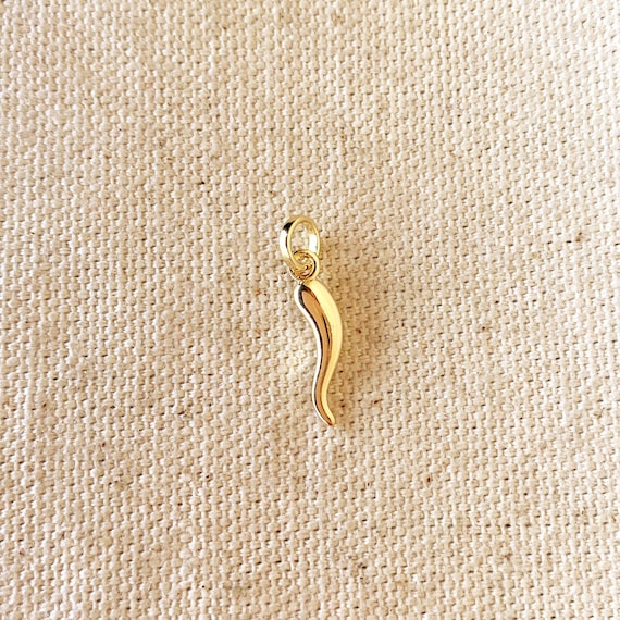 18k Gold Filled Italian Horn Pendant - Mediterranean Elegance