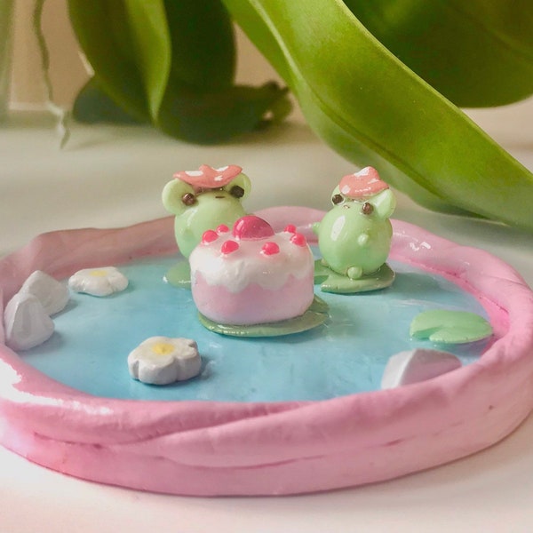 Frogs With Mushroom Hats Jewelry Dish (cottagecore)