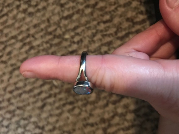 Beautiful Opal Ring - image 2