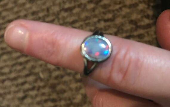 Beautiful Opal Ring - image 3