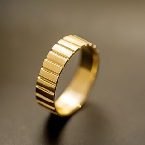 18K Solid Gold Ring Designer Ring 14K Gold Wide Band Ring Gold Bar Patterned Minimalist Ring Engagement Ring for Women Ring for Couple