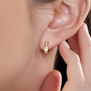 18K Solid Gold Earrings Cat Eye Patterned Earrings Minimalist Designed Earrings Solid Gold Hoop Earrings for Women Earrings for Girls