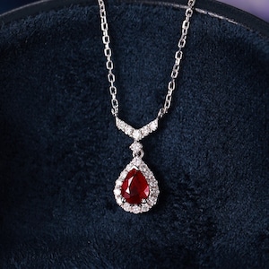 Natural Ruby Necklace Natural Diamond 18K Solid Gold Necklace Fine Jewellery Pear Cut Pigeon Red Ruby Diamond Pendant Necklace for Women