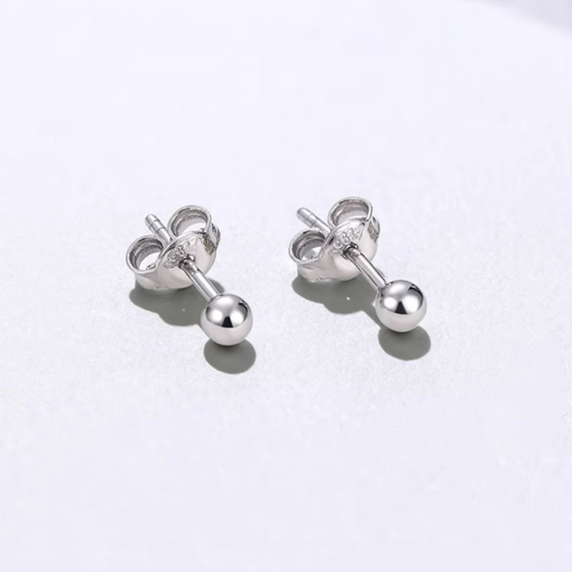 6pcs 20G Small Pure Titanium Earring Fish Hooks DIY Earrings Findings for  Jewelry Making, Hypoallergenic Earring Hooks Making Kit for Women Girls Men  Sensitive Ears 