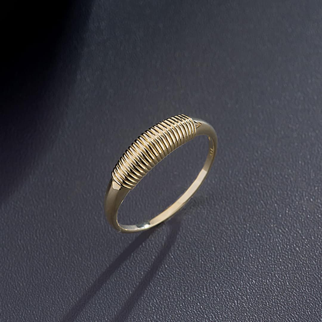 14K Solid Gold Ridged Croissant Ring: Minimalist Engagement Jewellery ...