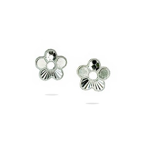 Platinum Floral Stud Earrings: Hypoallergenic PT950 Flower Earrings