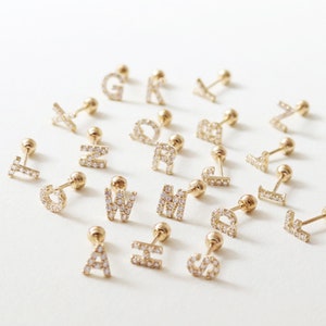 Brinco de diamante natural 18K em ouro maciço com letra inicial de diamante 18K em ouro maciço com parafuso traseiro brincos para unissex (único)