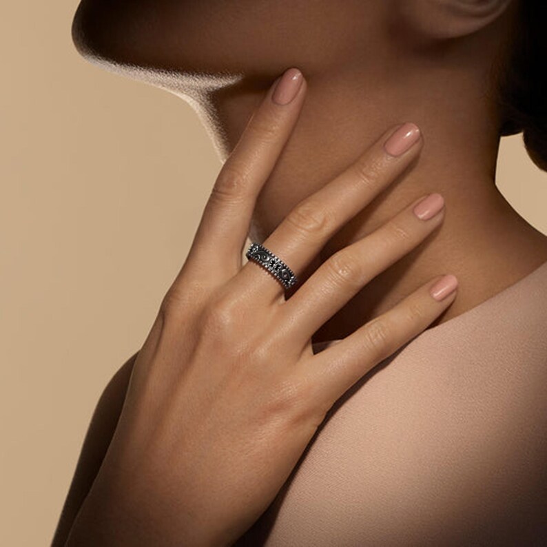 Ruthenium Plated Platinum Ring Pt950 Ring Dark Statement Ring Gunmetal Gothic Ring Vintage Baroque Unisex Jewellery Unisex Band Vintage Ring for couple Unisex Ring Vintage Band Gothic Band Gothic Rig Baroque Ring Vintage jewellery dark platinum ring gunmetal ring