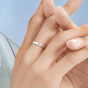 Solid Platinum Ring Plain Pt950 Ring Unisex Classic Platinum Ring Minimalist Jewellery Plain Platinum Wedding Band Wedding Ring for Couple Platinum Plain Ring Classic Ring Plain Wedding Ring for Women Ring for Men Wedding Jewellery