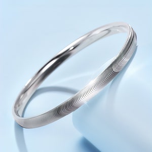 Solid Platinum Bangle Pt950 Wave Platinum Bracelet Patterned Bangle Bracelet Sleek Bracelet Platinum Bangle for Women Minimalist Jewellery