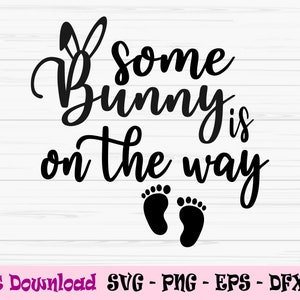 un lapin est sur le chemin svg, Pâques, annonce de grossesse svg, Dxf, Png, Eps, jpeg, fichier de coupe, Cricut, Silhouette, impression, téléchargement immédiat