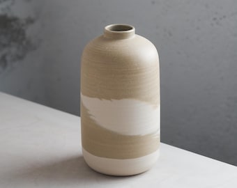 In Stock - Handmade Marbled Clay Vase – Beige & White Stoneware, Minimalist Decor