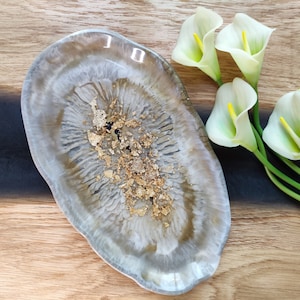 GOLD Tray / Decorative Tray / Jewelry Bowl / Bowl / Decorative Bowl / Epoxy Resin / Resin / Wedding / Home / Table Decoration