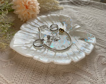 Jewelry dish / bowl leaf shape / ring dish / made of epoxy resin / palm