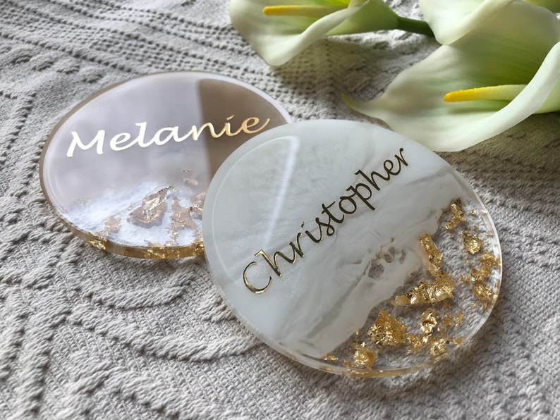 Cadeaux pour les invités du mariage Cartes de lieu de mariage Cadeaux pour mariage Cadeaux pour le baptême Cadeau de fiançailles Douche de bébé Époxy Weiß-Gold