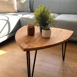 Houten half surfboard salontafel
