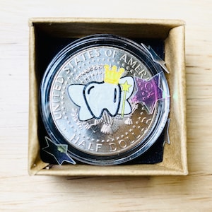 Moeda da Fada do Dente - Moeda de meio dólar JFK - Nota personalizada da Fada do Dente incluída (impressa / não é adesivo)