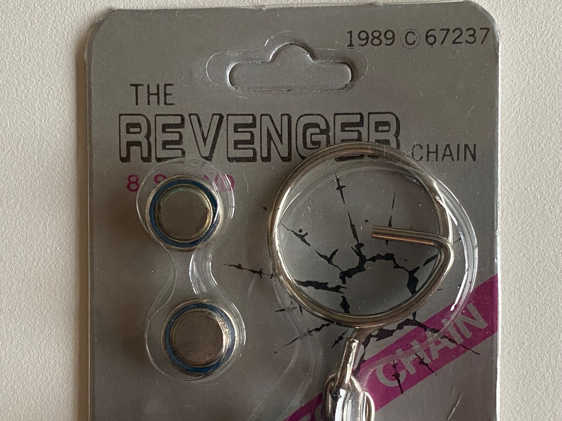 SOUND EFFECTS TOY 1989 the Revenger Keychain Executor Vintage