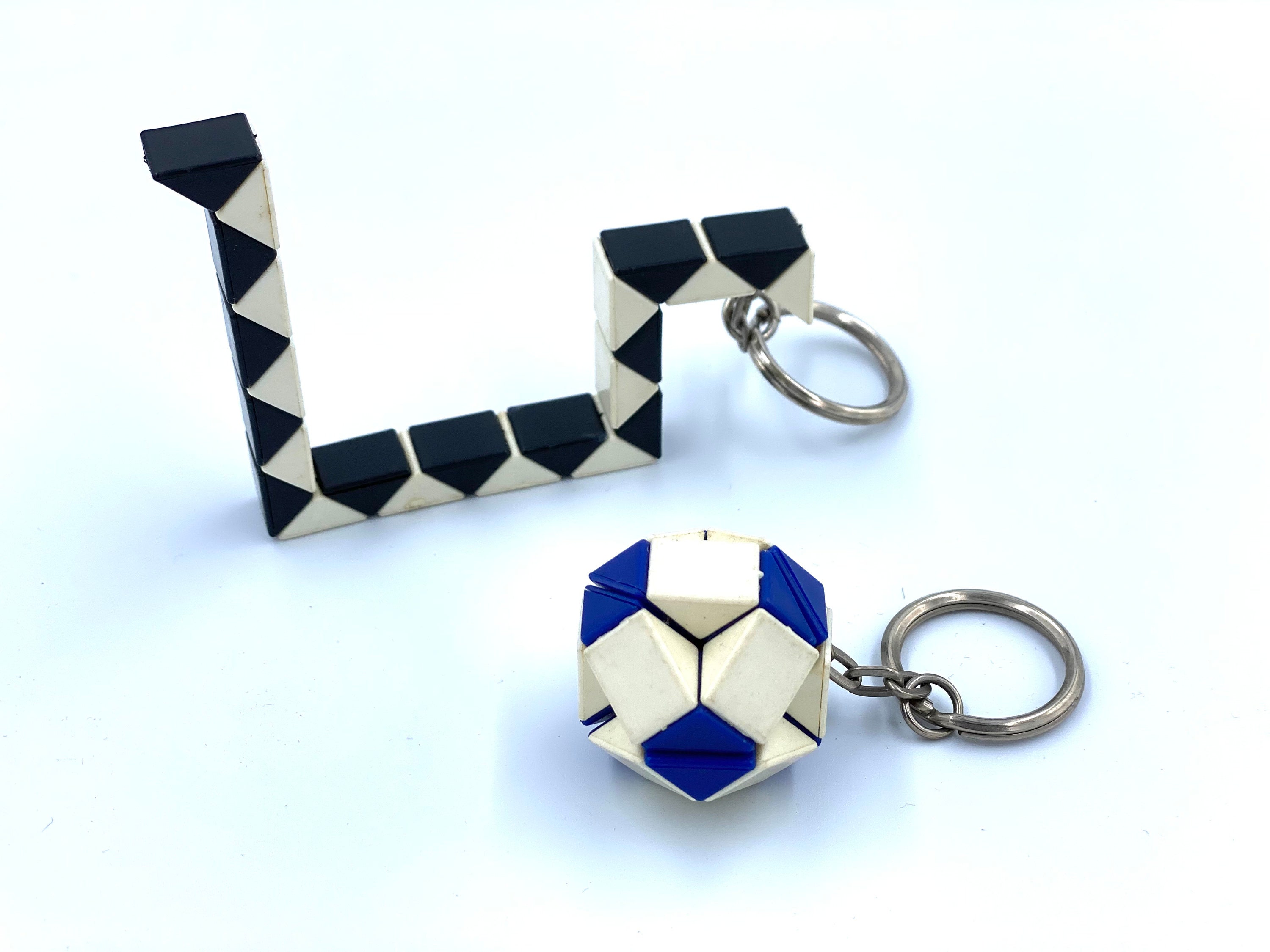 【2plan】24SS★ [LAN ARCHIVE] Suede Star Cube Keyring Vintage 1980s Keychain Rubik Snake Cube Transformable Toy