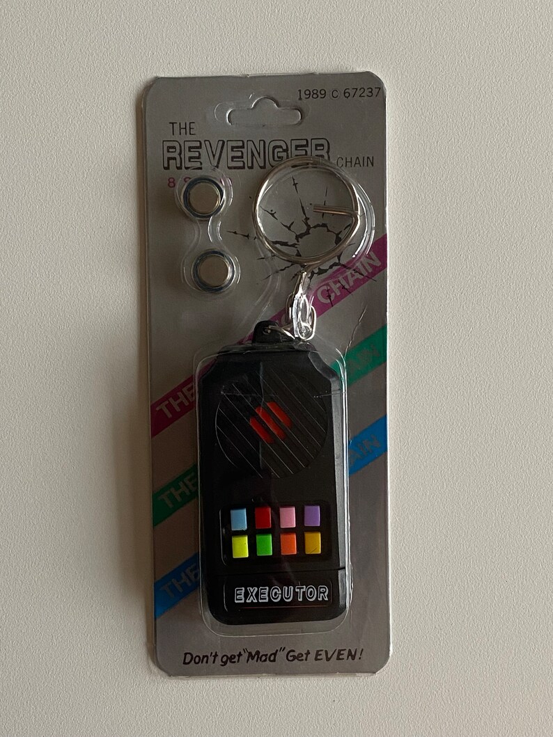 SOUND EFFECTS TOY 1989 the Revenger Keychain Executor Vintage