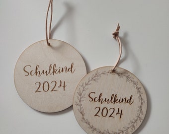 Holzanhänger Schulkind 2024 - Einschulung - Schultütenanhänger