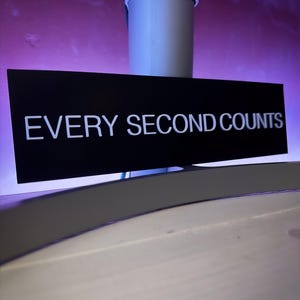 The Bear Every Second Counts Sign | Replica Restaurant Sign From the The Bear’s Kitchen As Seen on TV | Fan Art Wall Decor | YES CHEF