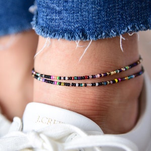 ZENITH - Delicate and Striking Black Rainbow Colors Beaded Anklet - Double Wrap Ankle Bracelet - Stretchy Bohemian Anklet - Czech Glass