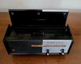 Vintage 1960s National Panasonic R-8 Desktop AM Radio/Jewelry Case in Black with Original Box Lid