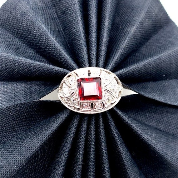 Art Deco Platinum and Garnet Ring - image 2