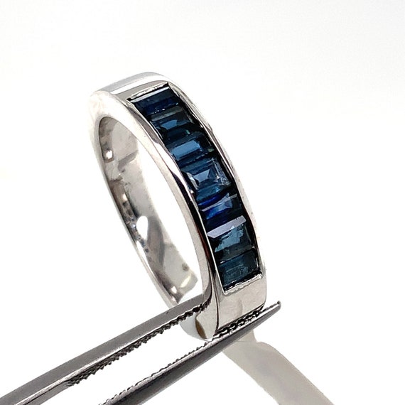 White Gold and Sapphire Ring