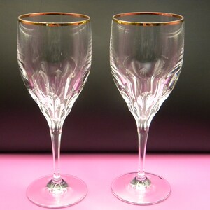 Crystal Wine Glasses – Hand Blown Red & White Wine Glasses – Set of 4 Long Stem Wine Glasses, Premium Crystal – Wedding, Anniversary, Christ