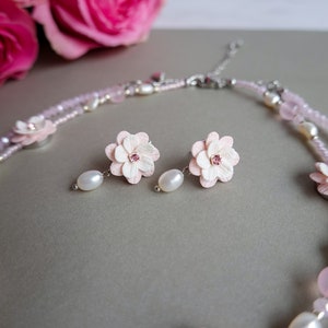 Parure de bijoux fleurs avec perles, quartz, perles, strass, argile polymère / Boucles d'oreilles fleurs en argile / Tour de cou de perles florales avec strass image 6