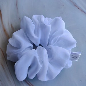 Organza white jumbo scrunchie, hair elastic, hair tie, white scrunchie, ponytail holder, women&#39;s hair tie, girls hair tie, cotton tie