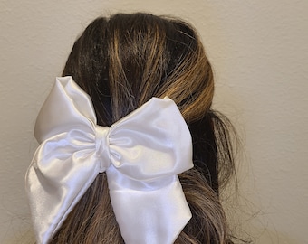 White Silk satin hair bow, elegant bow,oversized hair bow, big bow, barrette clip, hair bow for women, wedding bow, silk bow, hair clip bow