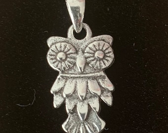 Sterling  Silver  925  Strutting  Owl  Pendant