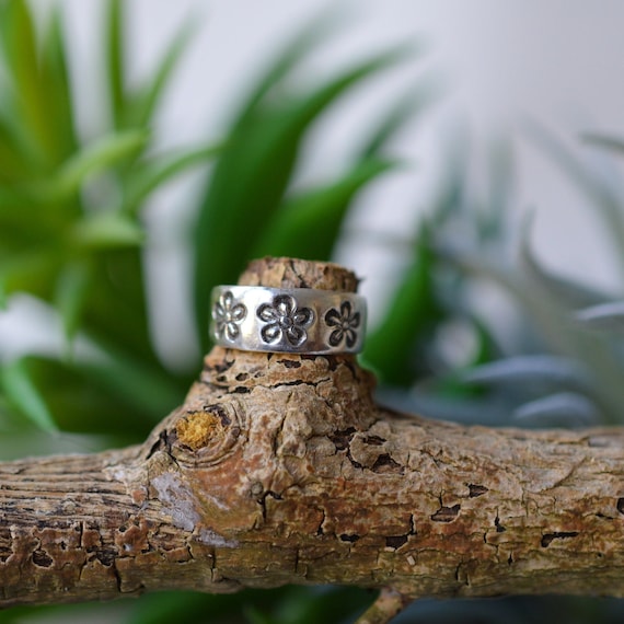 Sterling  Silver  925  Flower  Toe  Ring