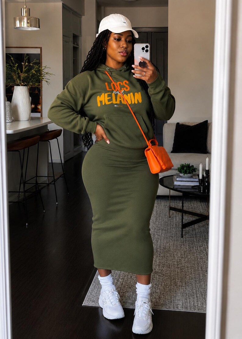 Locs och Melanin Unisex Hoodie: Naturligt Hår Pride, Persona, Gåva för henne bild 4