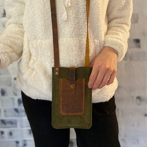 Gepersonaliseerde groene kleur suède aangepaste telefoontas slanke mobiele telefoontas, telefoonschoudertas, schoudertas voor mobiele telefoon