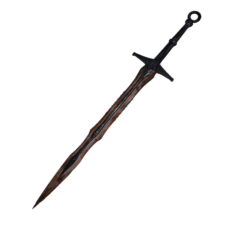 K&ouml;nnte beinhalten: Ein schwarzes Schwert mit einem Holzgriff und einer runden Parierstange. Das Schwert hat eine scharfe Spitze und eine doppelschneidige Klinge.