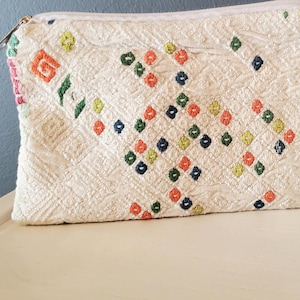 Artisan Cosmetic Bag. Made in Guatemala by Mayan Weavers from a vintage huipil. Slow Fashion. Gift idea