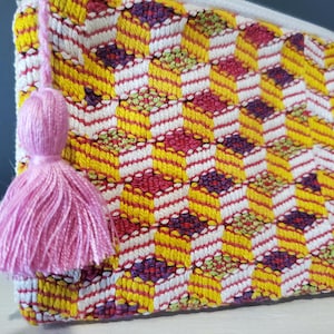 Artisan Coin/Money purse. Made in Guatemala by Mayan Weavers from a vintage huipil. Slow Fashion. Gift idea