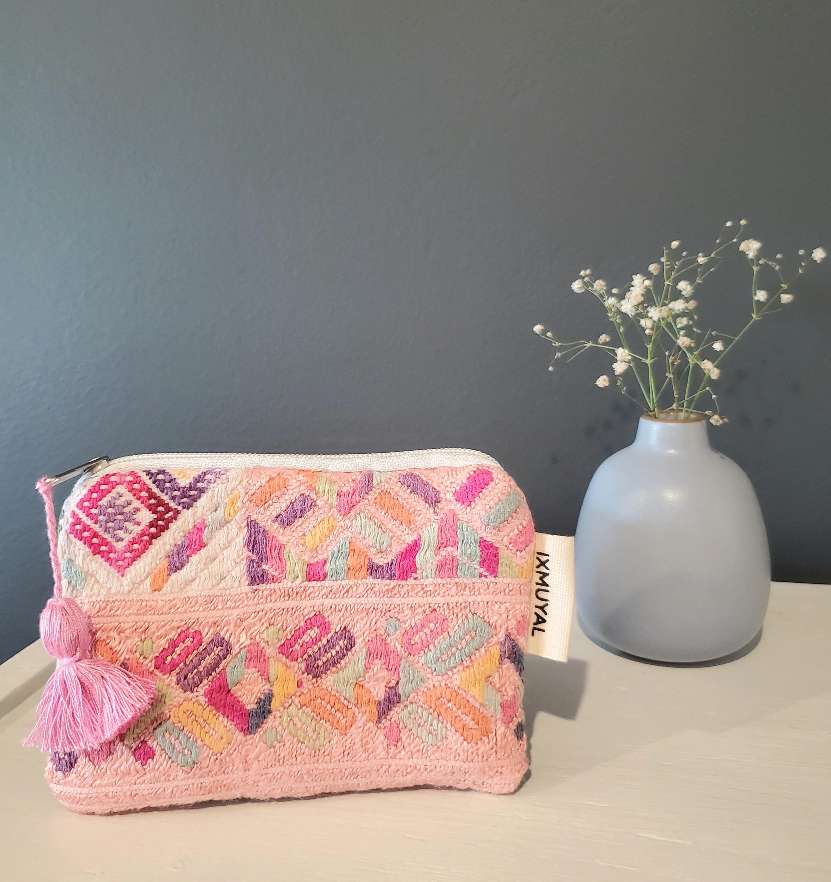 Artisan Coin/Money purse. Made in Guatemala by Mayan Weavers from a vintage huipil. Slow Fashion. Gift idea